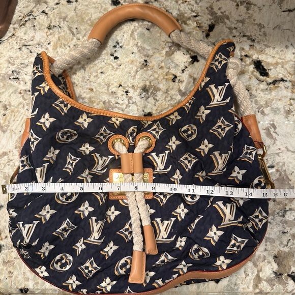 Louis Vuitton Handbag limited edition - Picture 11 of 15